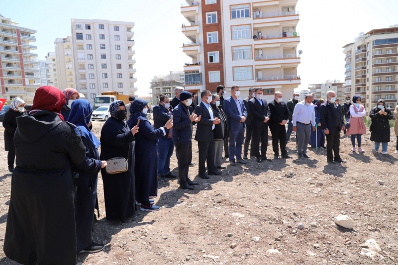 BAŞKAN BAYDİLLİ CAMİ TEMEL ATMA TÖRENİNE KATILDI