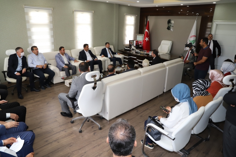 BAŞKAN BAYDİLLİ, İL BAŞKANI KIRIKÇI’YI AĞIRLADI