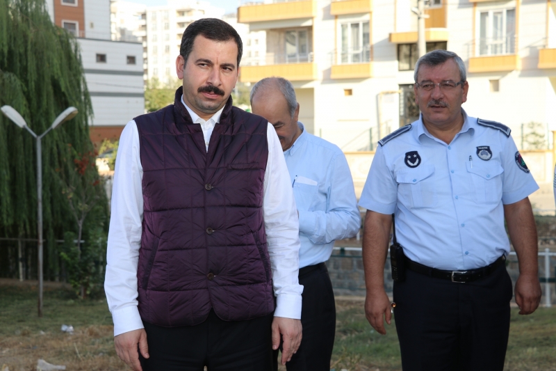 Başkan Baydilli Karaköprü'de Adım Atmadık Yer Bırakmıyor