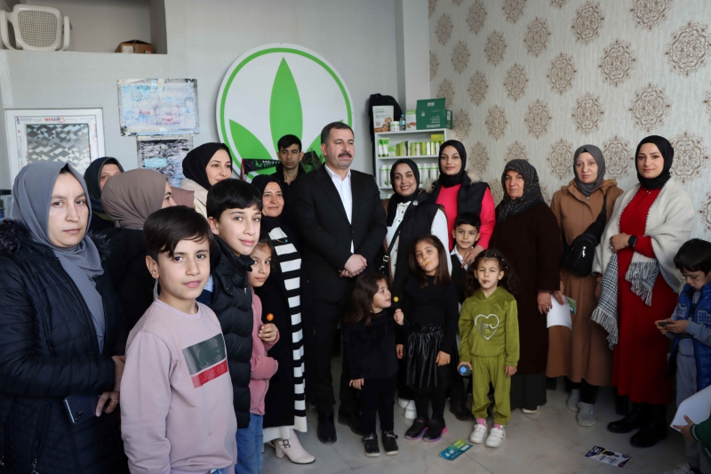 BAŞKAN BAYDİLLİ MEHMETÇİK'TE VATANDAŞLARLA BULUŞTU