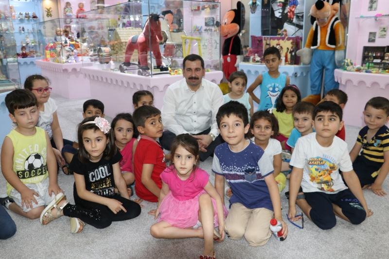 Başkan Baydilli Miniklere Oyuncak Müzesini Tanıttı
