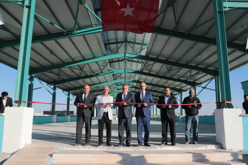 BAŞKAN BEYAZGÜL AKÇAKALE’DE AÇILIŞLARLA GÖNÜLLERİ FETHETTİ