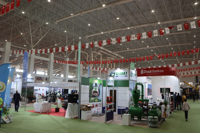 BAŞKAN BEYAZGÜL, ‘’AKILLI TARIM UYGULAMALARI MERKEZİNİ KURUYORUZ’’