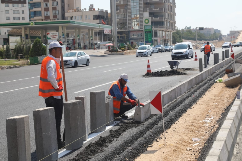 BAŞKAN BEYAZGÜL: ÇEVİK KUVVET KÖPRÜLÜ KAVŞAĞI ÇALIŞMALARI TAM HIZ İLERLİYOR