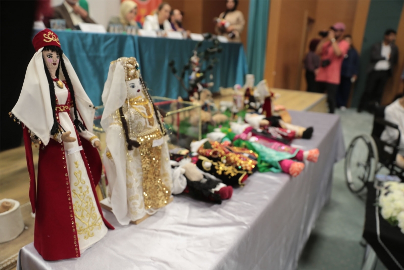 BAŞKAN BEYAZGÜL, “ÇOCUKLARIMIZI YERLİ VE YÖRESEL BEBEKLERLE SEVİNDİRECEĞİZ”