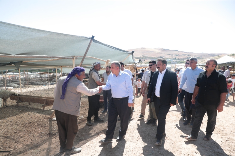 BAŞKAN BEYAZGÜL HAYVAN PAZARINDA İNCELEMELERDE BULUNDU