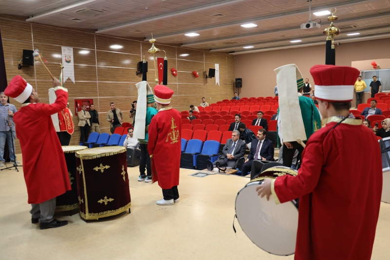 BAŞKAN BEYAZGÜL İLE VALİ AYHAN ENGELSİZ YAŞAM MERKEZİNİ ZİYARET ETTİ