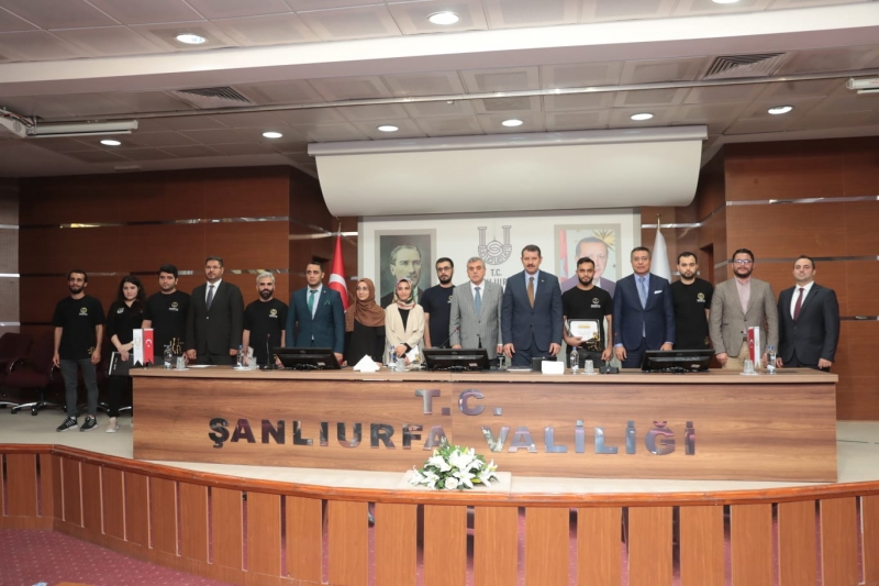 BAŞKAN BEYAZGÜL, ‘’İSTİHDAM ALANINDA GENÇLERİN YANINDAYIZ’’