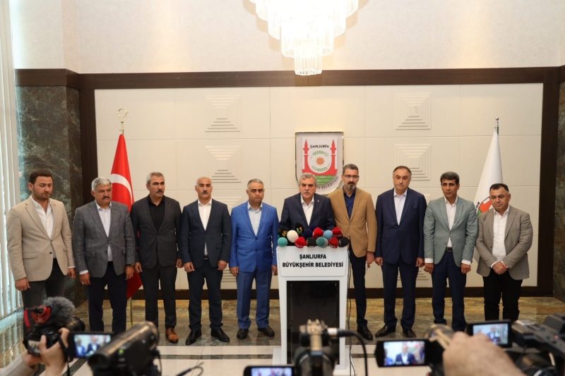 BAŞKAN BEYAZGÜL MÜJDEYİ DUYURDU EN DÜŞÜK İŞÇİ MAAŞI 16 BİN 500 TL OLDU