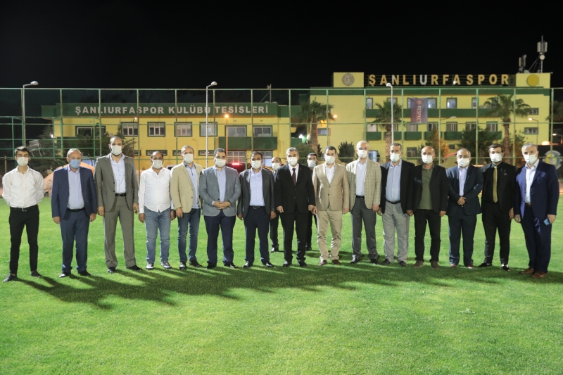 Başkan Beyazgül, Şanlıurfaspor’u tebrik etti