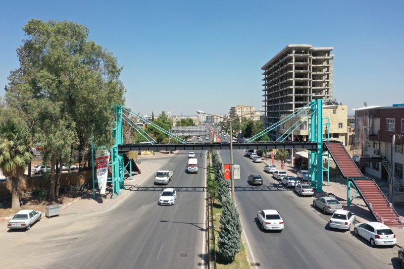 BAŞKAN BEYAZGÜL TALİMAT VERDİ ÜST GEÇİTLERDE ÇALIŞMALAR HIZLANDI