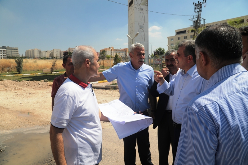 Başkan Beyazgül Yol Yapım Çalışmalarını İnceledi