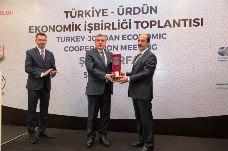 BAŞKAN BEYAZGÜL'DEN ÜRDÜNLÜ YATIRIMCILARA ŞANLIURFA DAVETİ