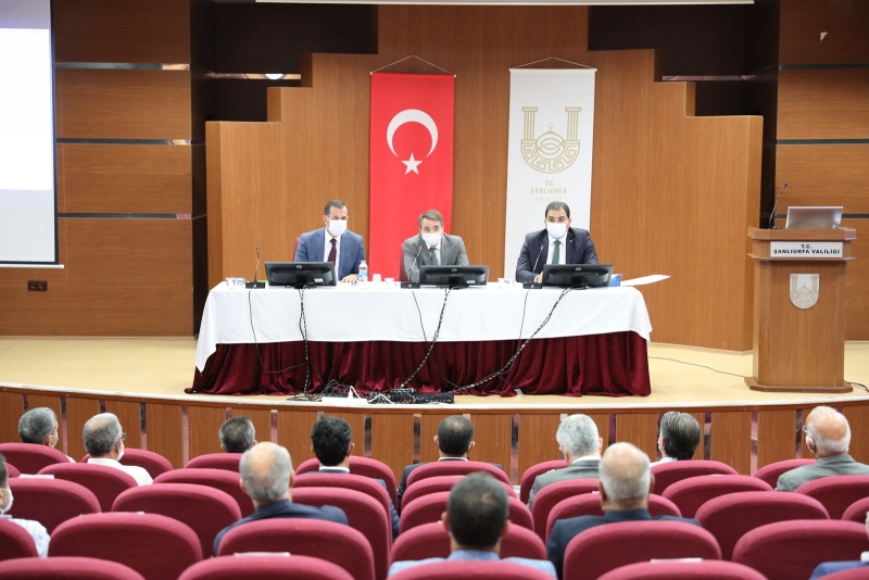 BAŞKAN CANPOLAT MUHTARLARI DİNLEDİ: ÇÖZÜM İÇİN ÇALIŞIYORUZ