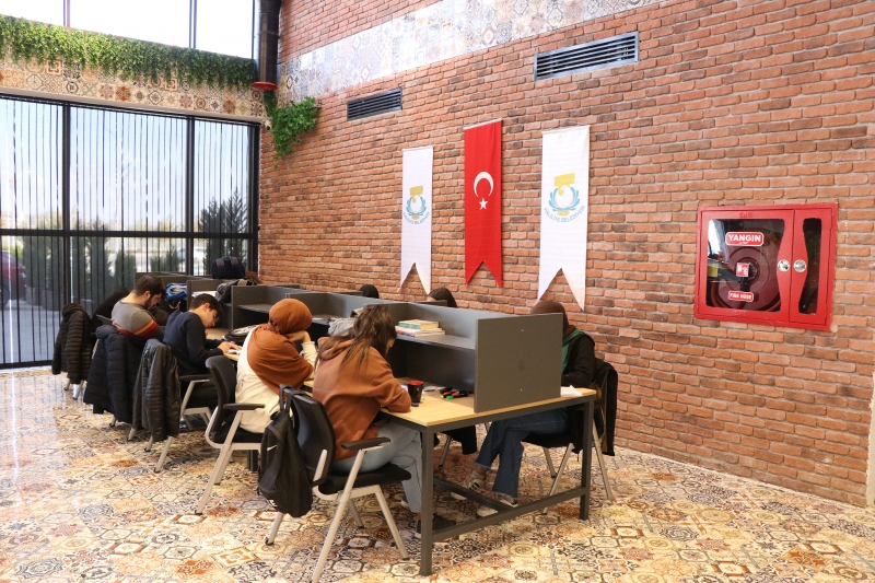 BAŞKAN CANPOLAT’IN EĞİTİME VERDİĞİ ÖNEM KARŞILIK BULUYOR