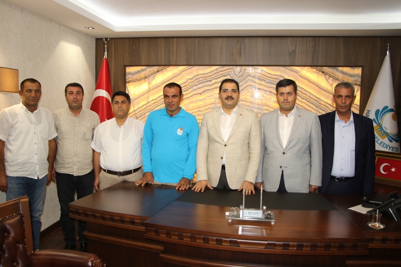 Başkan Canpolat’tan Ayın Personeline Ödül