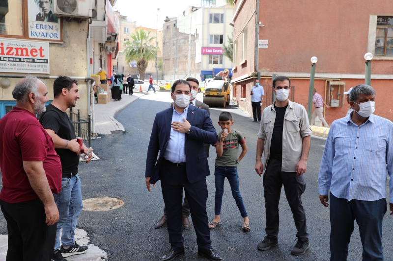 BAŞKAN CANPOLAT’TAN HALİLİYE’DE ASFALT ATAĞI