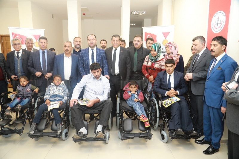 BAŞKAN ÇİFTÇİ, PROJELERİMİZDE ENGELLİ KARDEŞLERİMİZİ GÖZ ÖNÜNDE BULUNDURUYORUZ