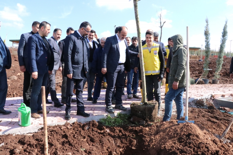 Başkan Çiftçi Siverek Vadi Parkını İnceledi