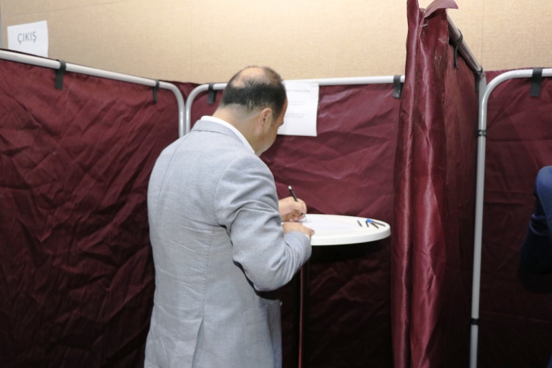 Başkan Çiftçi, Temayül Yoklaması İçin Oy Kullandı