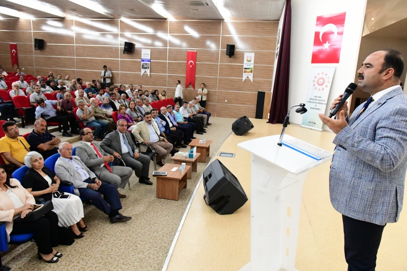 Başkan Çiftçi Yazarlarla Buluştu