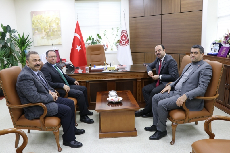 Başkan Çiftçi'den Başhekim Altay'a Ziyaret