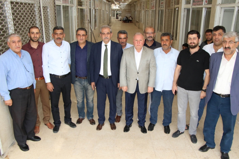 Başkan Demirkol'dan Zahireciler Borsası Esnafına Ziyaret