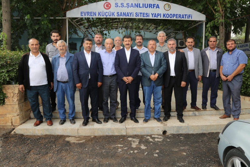 Başkan Ekinci Esnafla iç içe