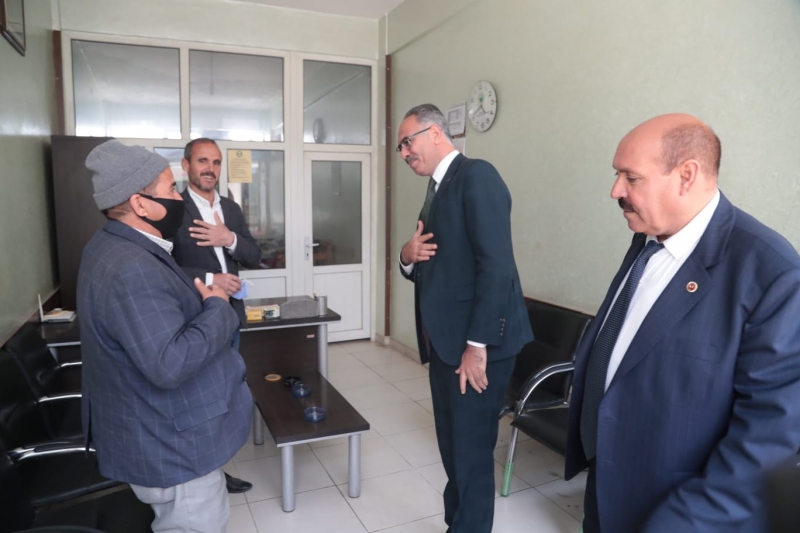 BAŞKAN KUŞ, ESNAF VE VATANDAŞLA BİR ARAYA GELMEYE DEVAM EDİYOR.