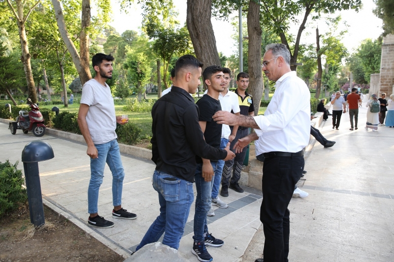 Başkan Kuş, Esnafı Ziyaret Ederek Taleplerini Dinledi