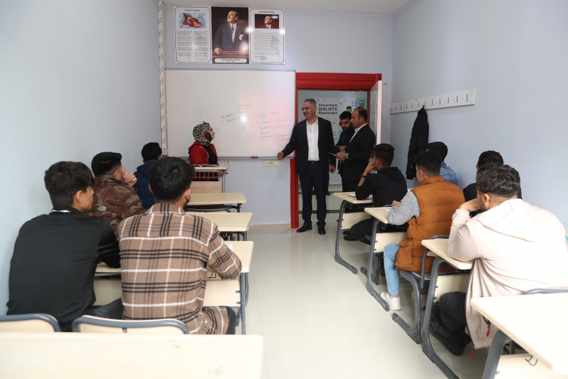 Başkan Kuş, Sınav Merkezleri Projesiyle Gençlerin Kalbini Kazandı