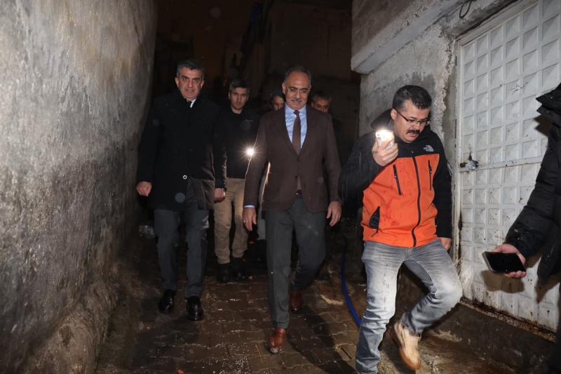 Başkan Kuş ve Günbeği Yetim Ailelerini Ziyaret Etti