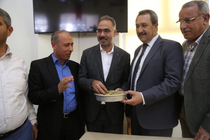 Başkan Kuş Zahireciler Borsasında Esnafla Bir Araya Geldi