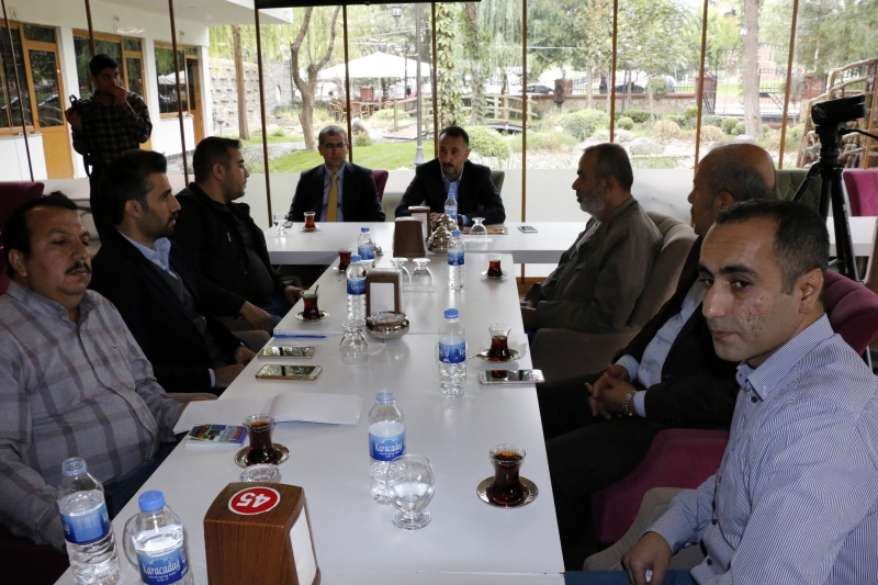 Başkan Yılmaz Gazeteciler ile kahvaltıda buluştu