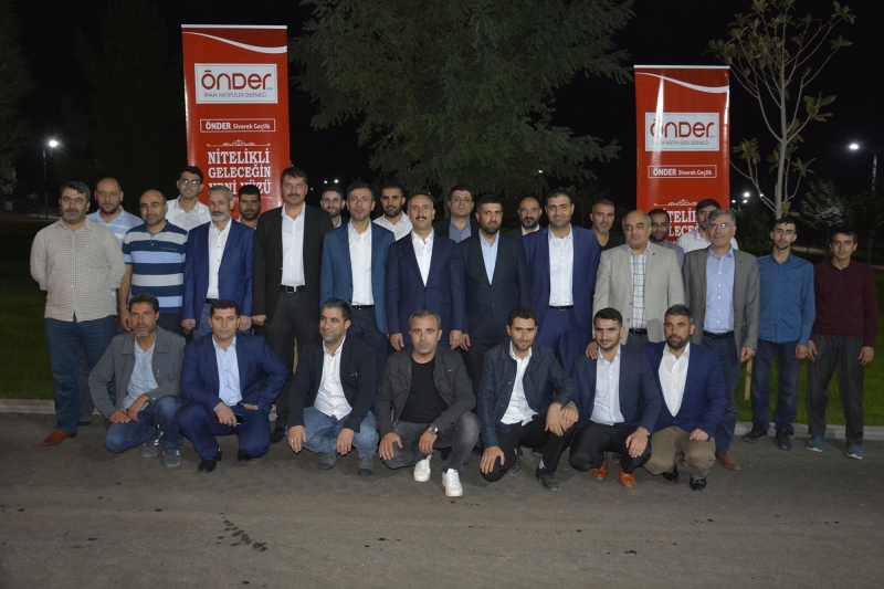 Başkan Yılmaz imam hatiplilerle bir araya geldi