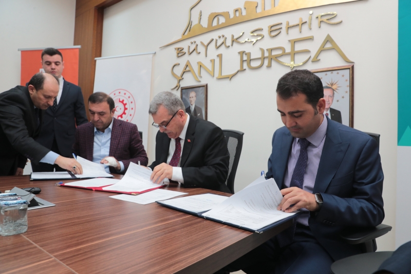 BESİ OSB’DE ASFALTMA ÇALIŞMALARI BAŞLIYOR