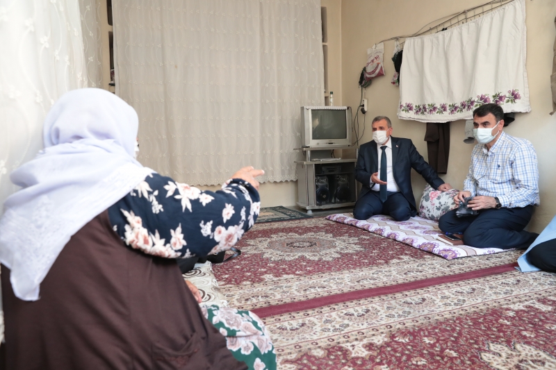 BEYAZGÜL'DEN ÇAT KAPI ZİYARETİ