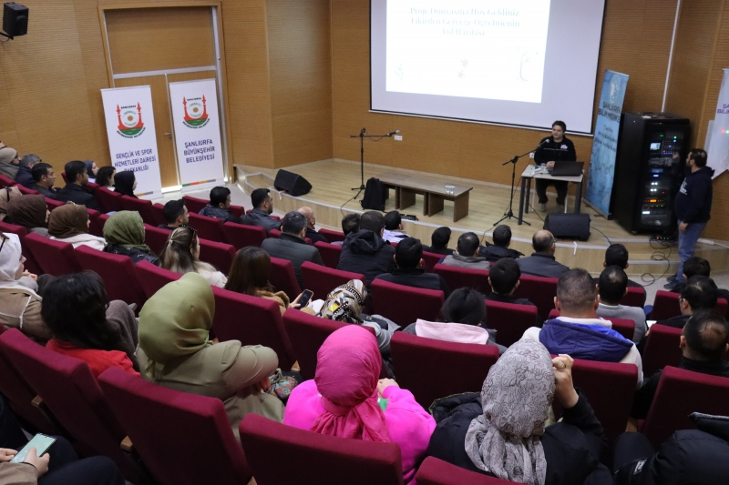 BİLİM VE GENÇLİK MERKEZİ EĞİTMENLERİNE TEKNOFEST SEMİNERİ