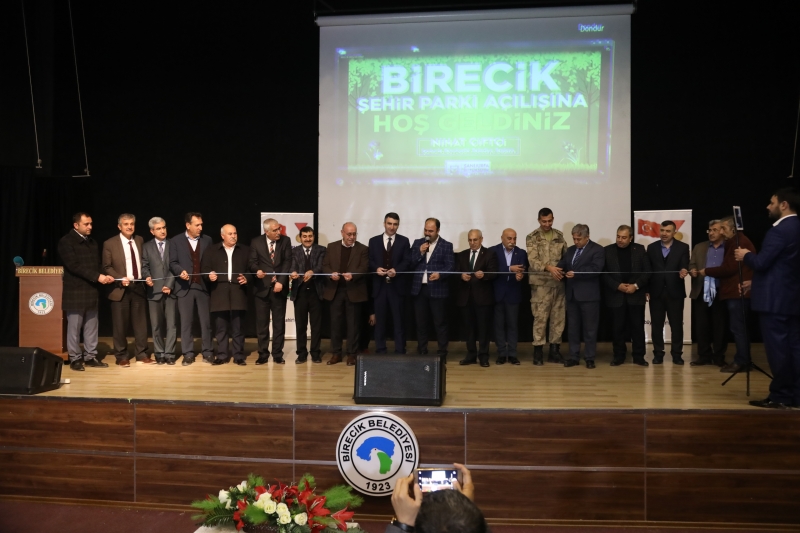 Birecik Şehir Parkı Törenle Hizmete Açıldı