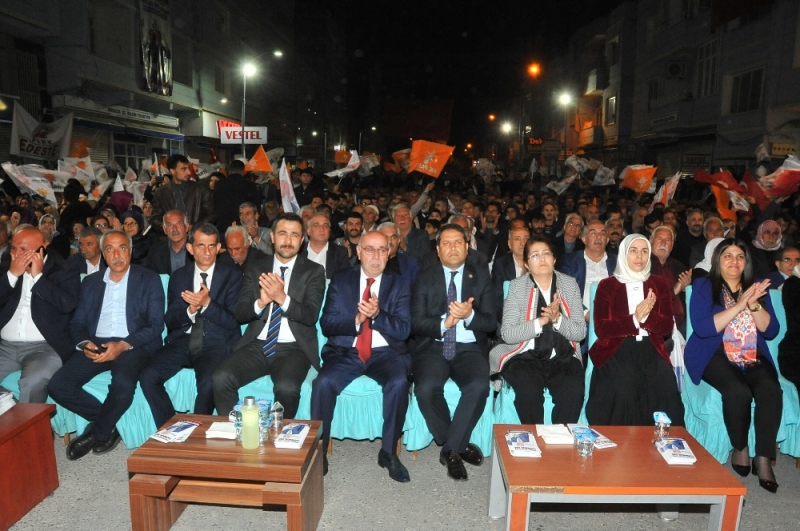 Birecik'te Mirkelam Rüzgarı Esiyor