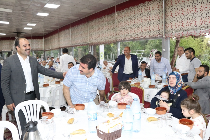 'Biz Büyük Bir Aileyiz'