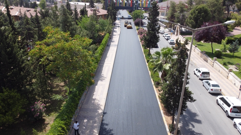 BÜYÜKŞEHİR ASFALT ATAĞINI SÜRDÜRÜYOR