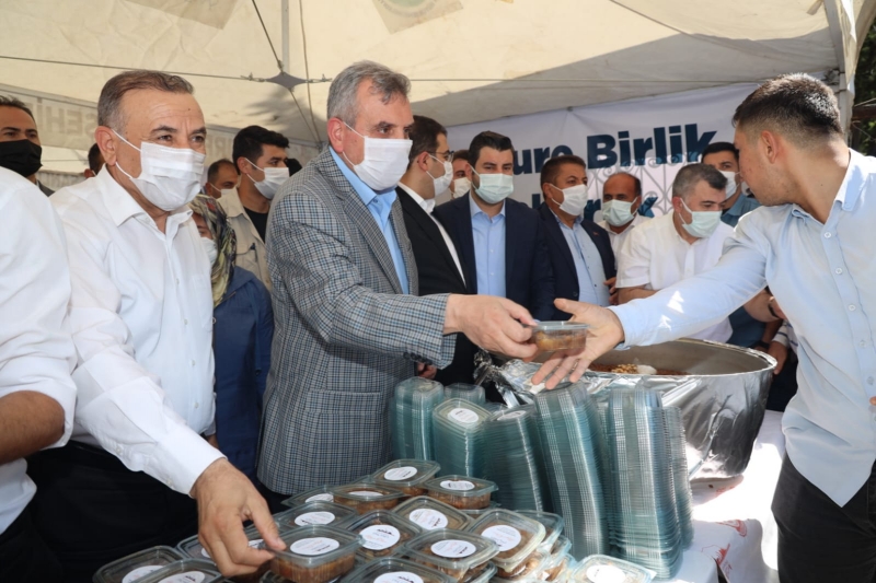 BÜYÜKŞEHİR ‘AŞURE GELENEĞİNİ’ BU YIL DA SÜRDÜRDÜ