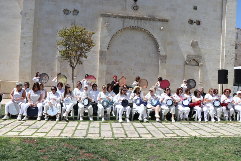 BÜYÜKŞEHİR BELEDİYESİ, BEYAZ MELEKLER’İ URFALILARLA BULUŞTURDU