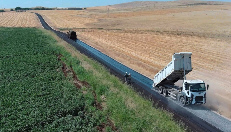 BÜYÜKŞEHİR BU KEZ OVACIK GRUP YOLUNDA ASFALT ÇALIŞMASI BAŞLATTI