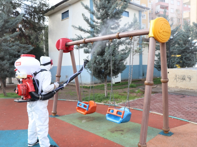 BÜYÜKŞEHİR, COVİD-19 SALGININ İLK DAKİKALARINDAN İTİBAREN SAHADA