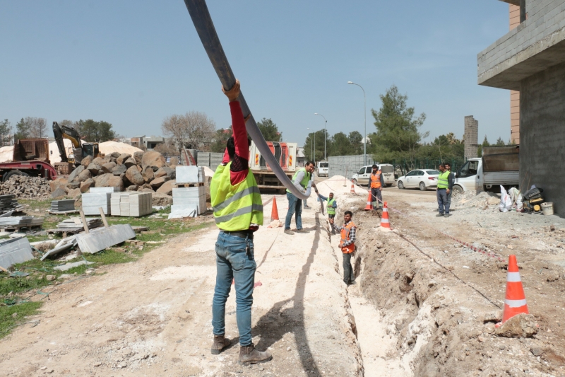 BÜYÜKŞEHİR İLE VİRANŞEHİR’İN SU SORUNU TARİHE KARIŞIYOR