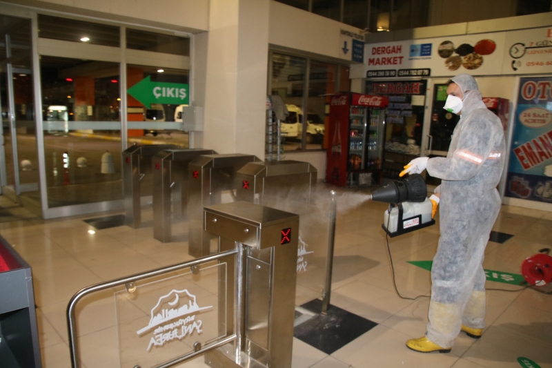 BÜYÜKŞEHİR'DE HİJYEN VE DEZENFEKTE ÖN PLANDA