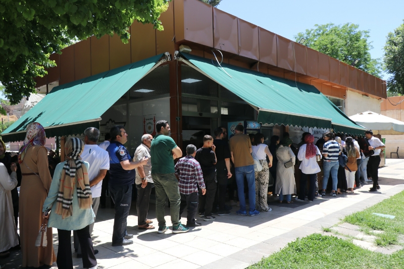 BÜYÜKŞEHİR’DEN 40 LİRAYA 4 ÇEŞİT MENÜ