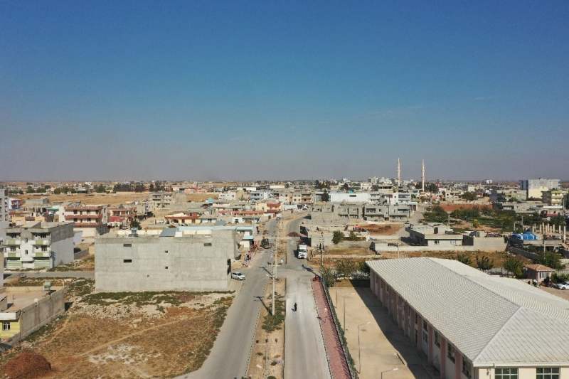 BÜYÜKŞEHİR’DEN AKÇAKALE’DE ÜST YAPI ÇALIŞMALARI